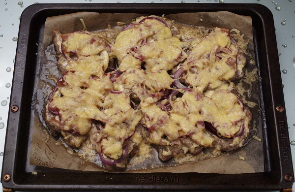 Свинина по-французски Свинина по-французски