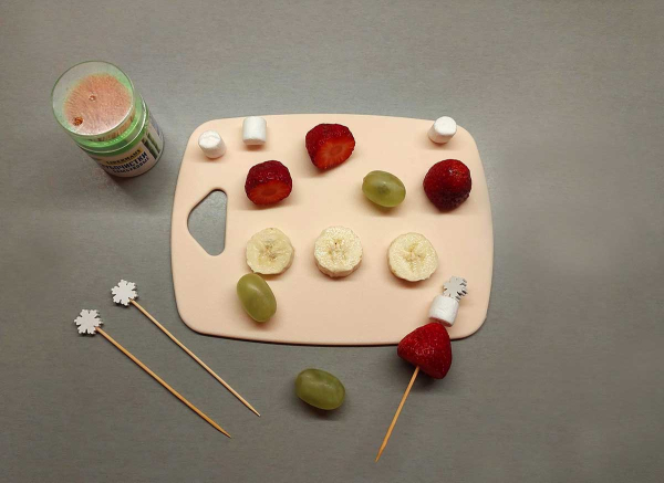 Фруктовые канапе «Дед Мороз» Фруктовые канапе «Дед Мороз»